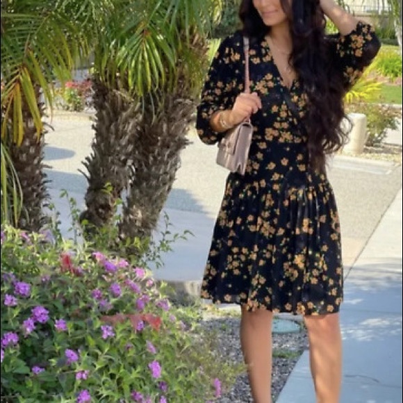 Cabi debut dress sz small - Picture 3 of 3